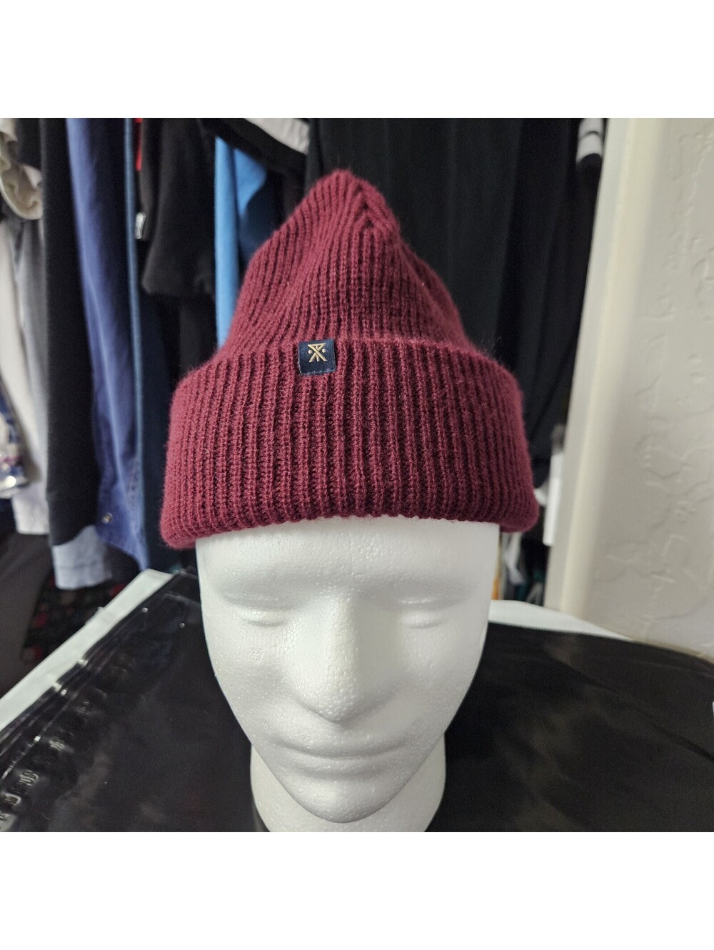 ROARK Turks Beanie Hat Cap Men One Size Acrylic Never Worn Burgundy